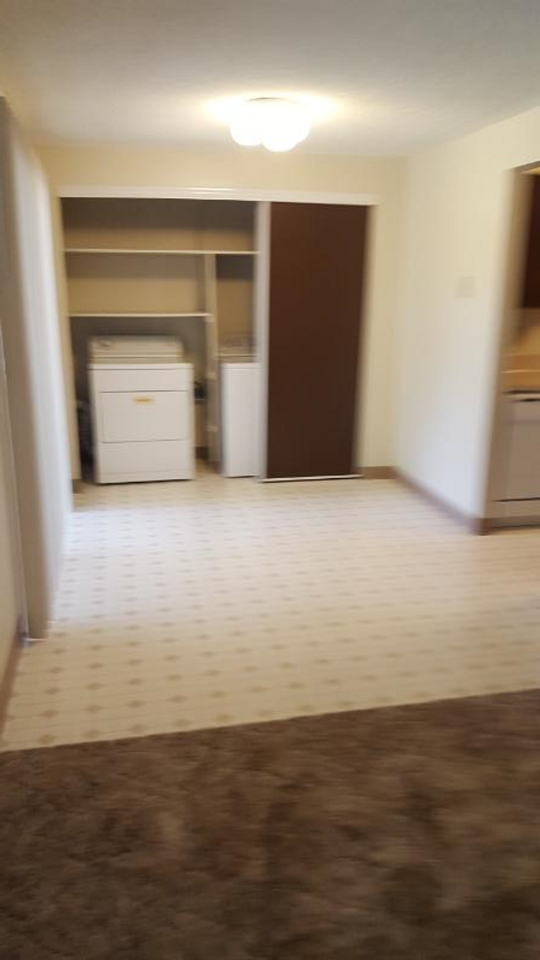 ARBORCREST APARTMENTS - Photo 3 of 5