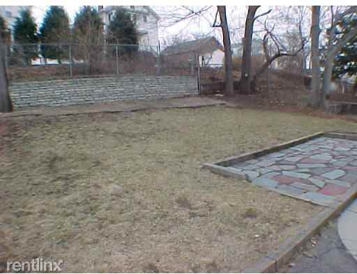 55 Hobart St. - Photo 2 of 3