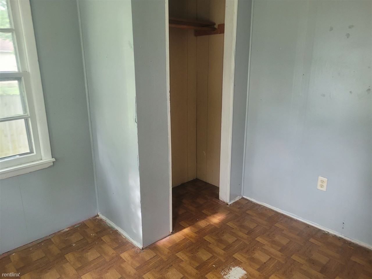 1406 Trout Ave - Photo 3 of 21