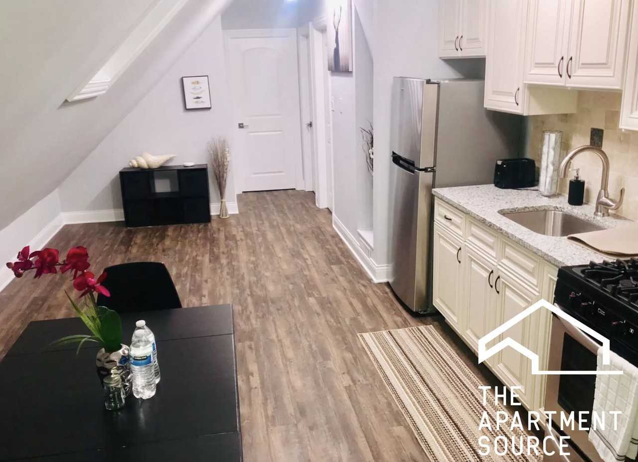 2824 N Ridgeway Ave #3 - Photo 6 of 19