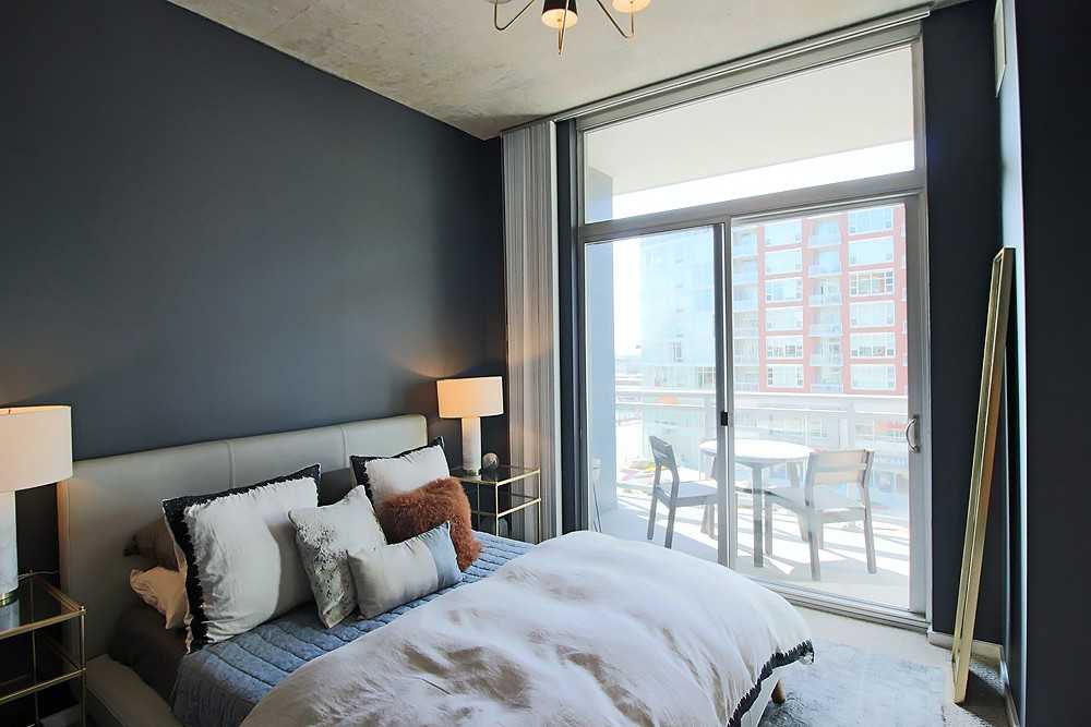 150 W Roosevelt Rd #2-1 - Photo 6 of 18