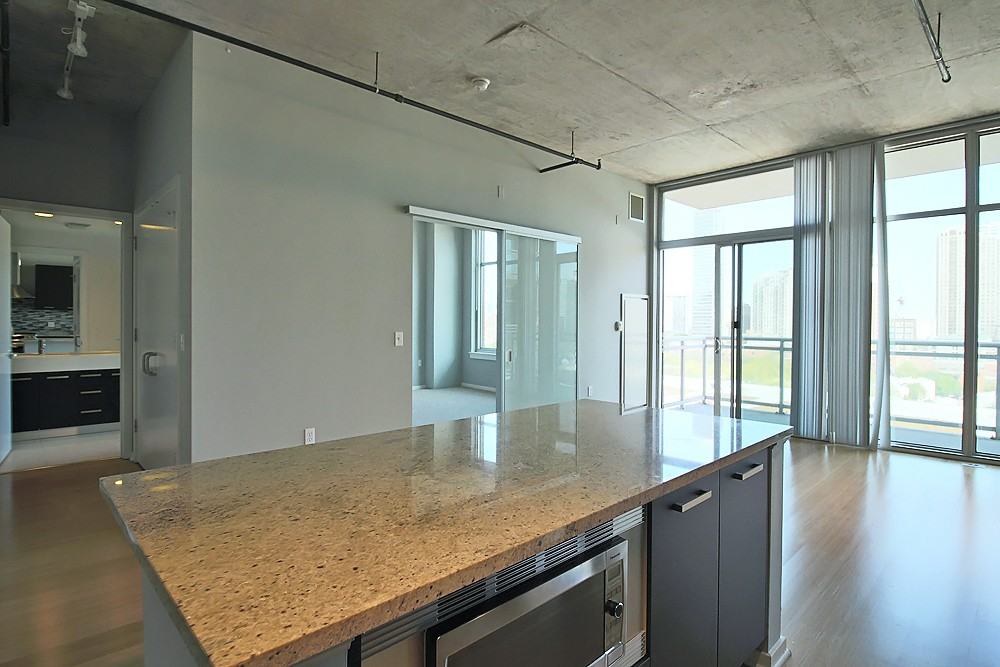 150 W Roosevelt Rd #1-1 - Photo 4 of 18