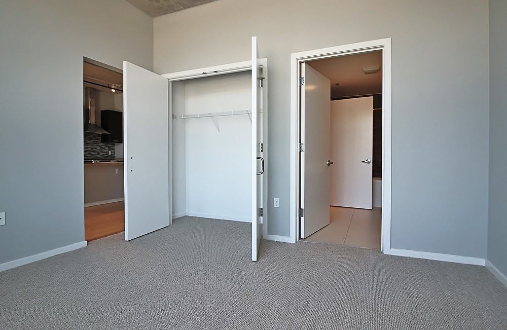 150 W Roosevelt Rd #1-1-5 - Photo 2 of 17