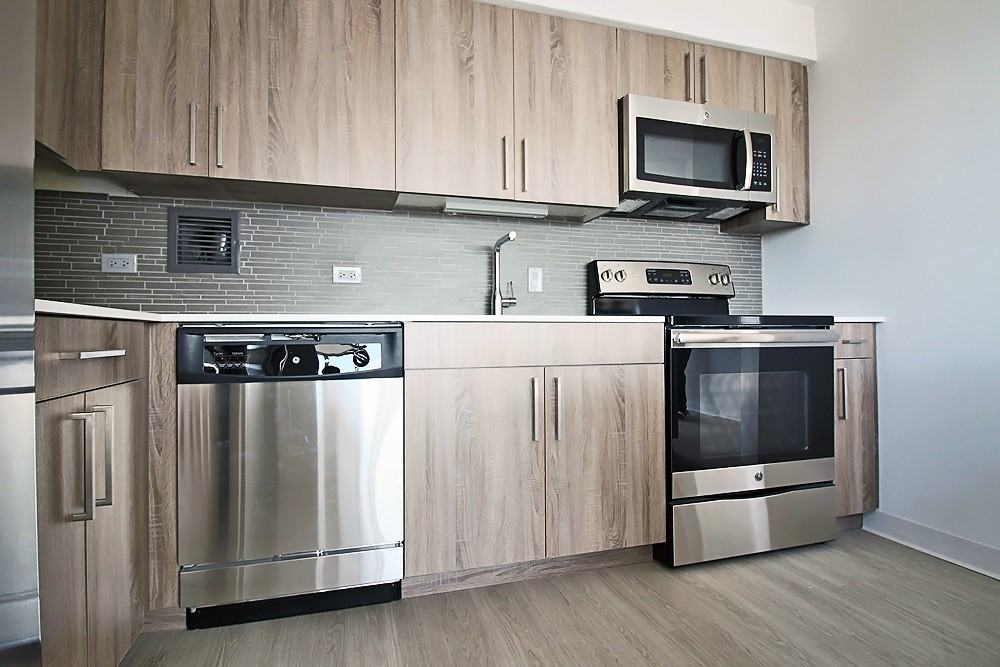 901 S Ashland Ave #2-2 - Photo 3 of 19