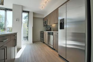 901 S Ashland Ave - Photo 1 of 1