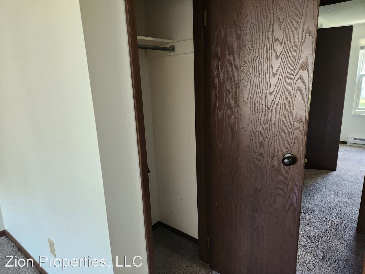 120 River St - Photo 2 of 18