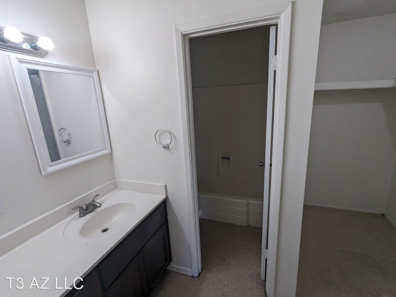 1860 S 3rd Ave - Photo 3 of 5