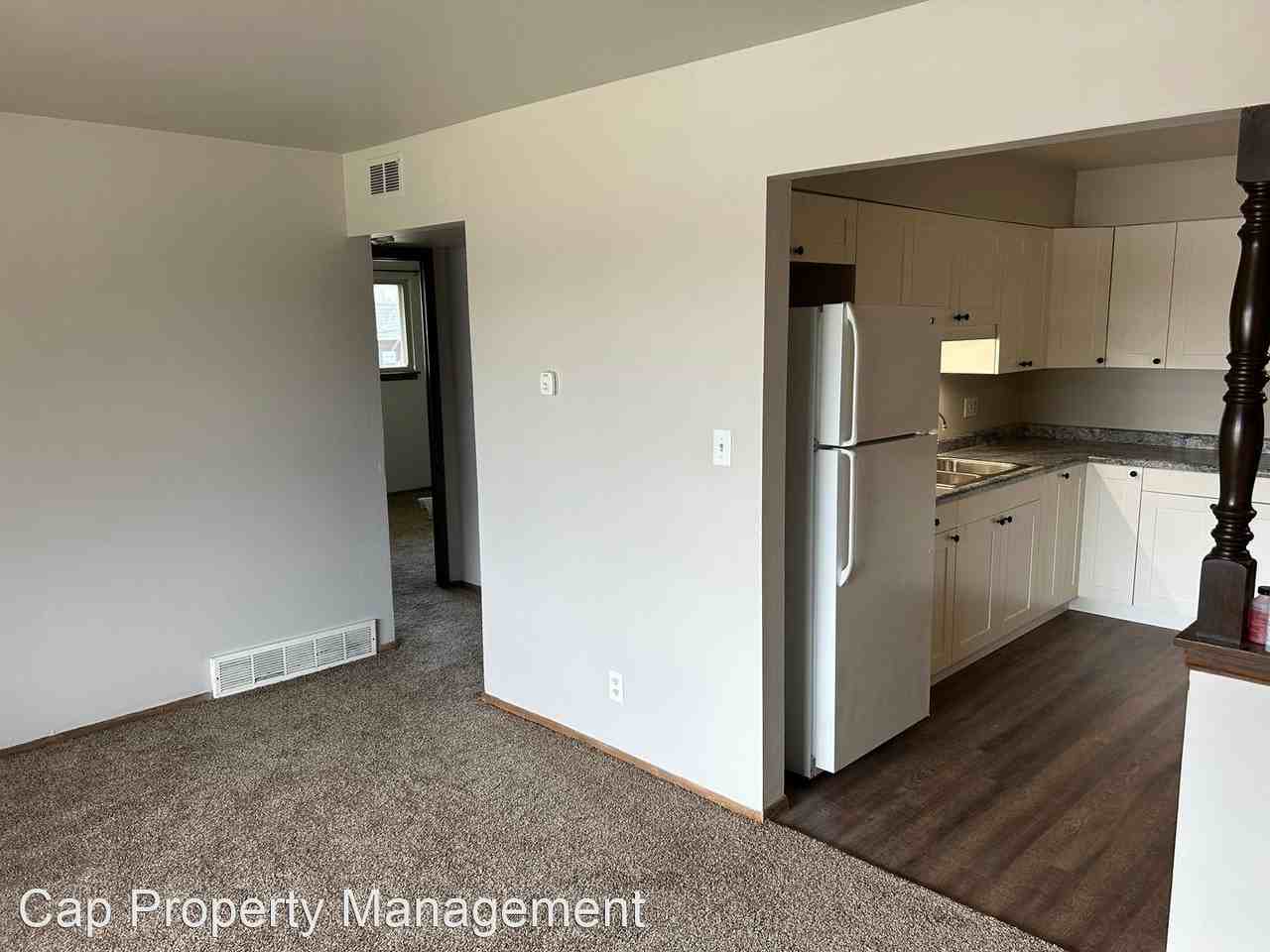 9804 W Beloit Rd - Photo 3 of 9