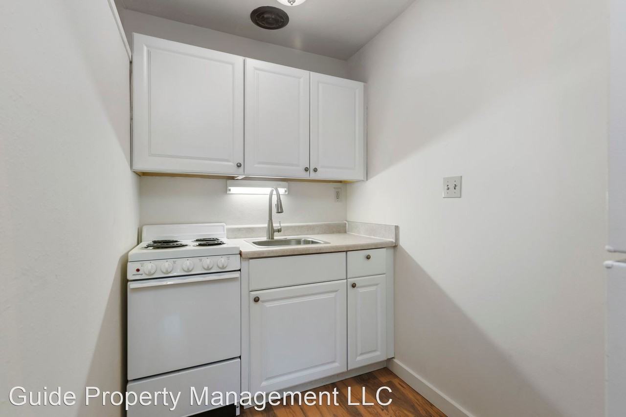 Lynn Mar Apartments - A GREAT PLACE To Call Home! - Photo 2 of 10