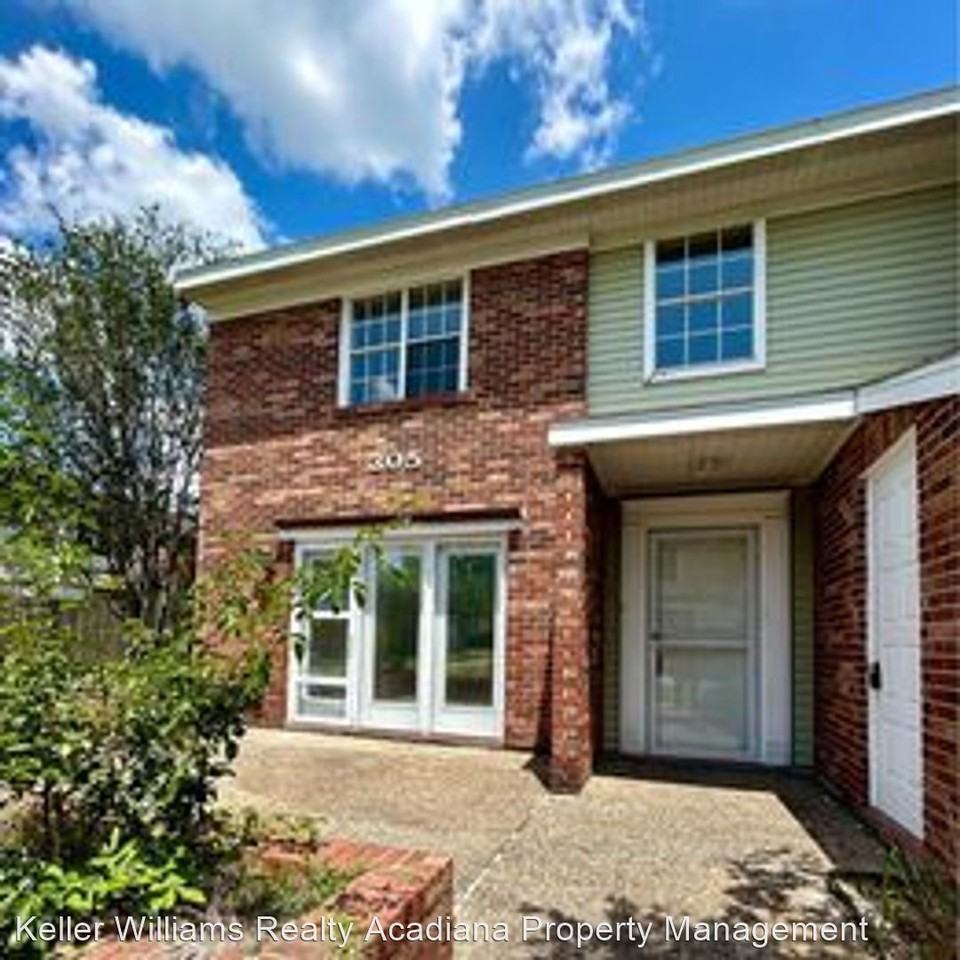 101 Wilbourn Blvd #305