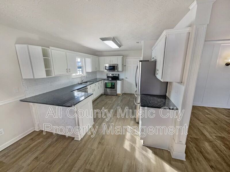 1945 Stoney Meadow Dr - Photo 6 of 20