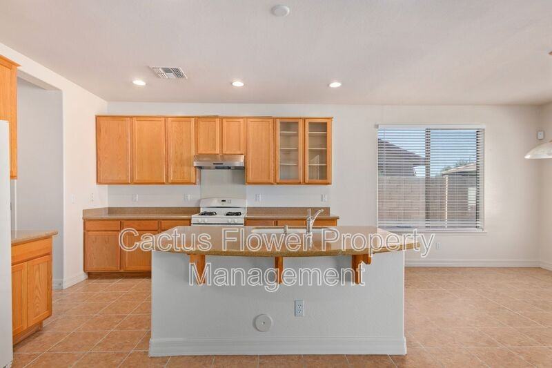 1918 E Indigo Ct - Photo 6 of 31