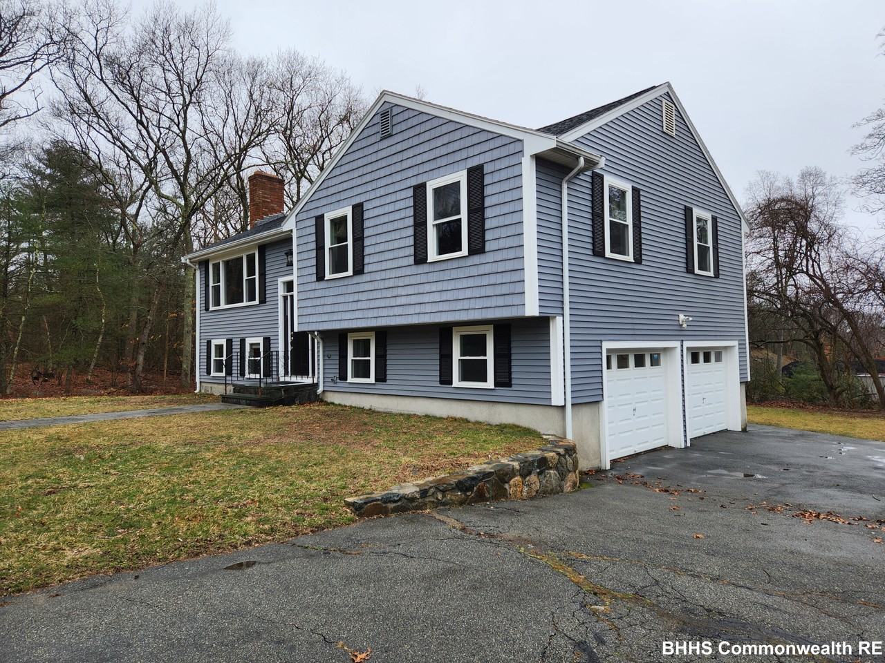 27 Richardson Cir - Photo 2 of 30