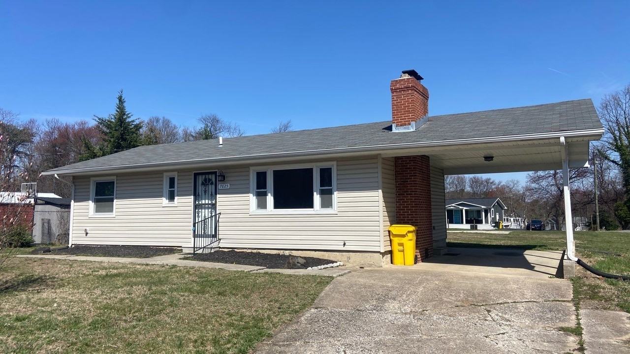 7625 Post Rd - Photo 2 of 17