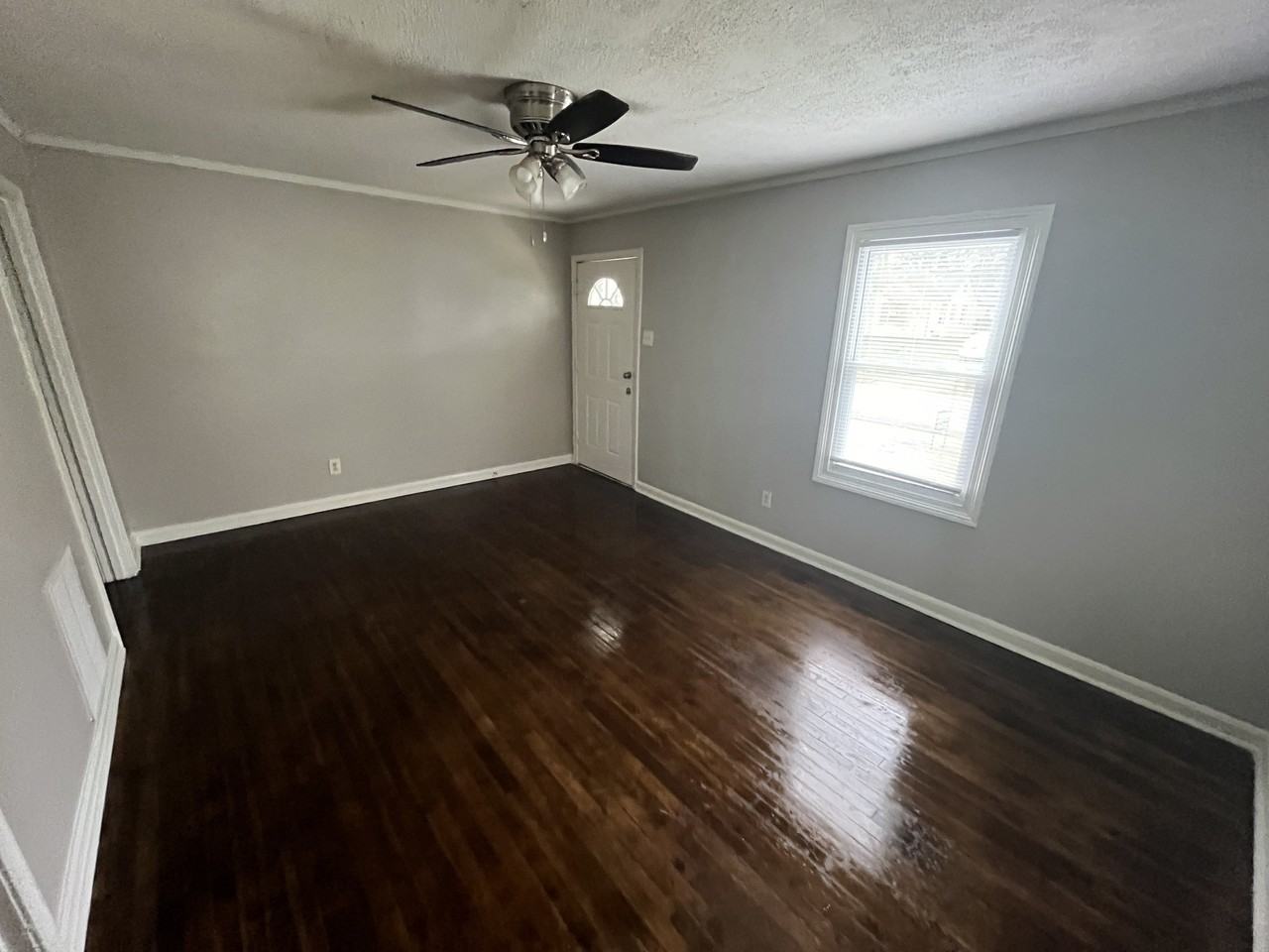 3630 Wilshire Rd - Photo 3 of 10