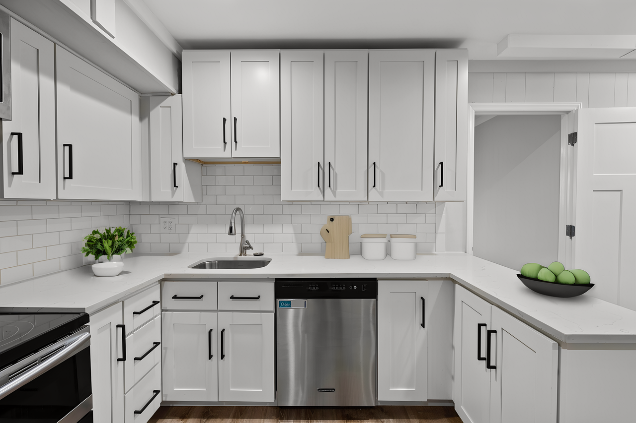 7824 Green Level Church Rd - Photo 5 of 27