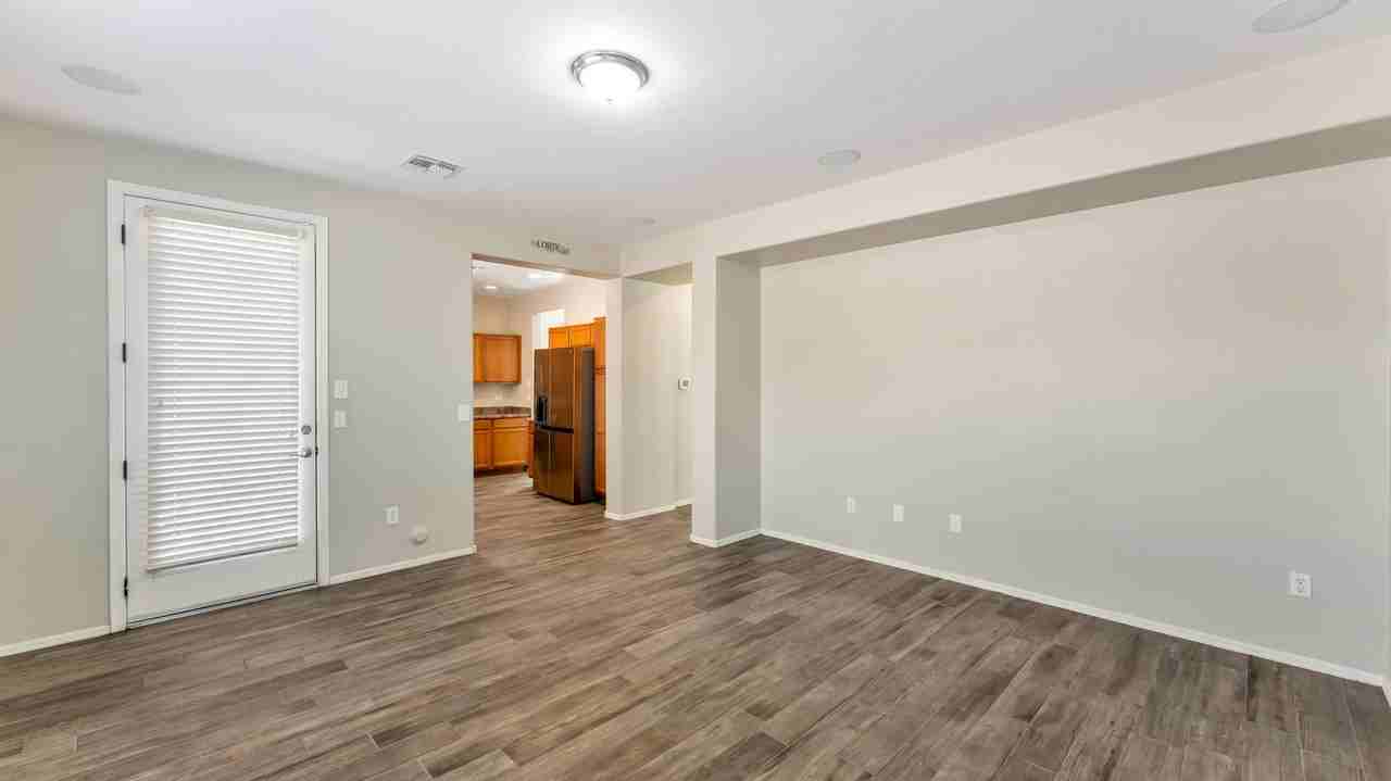 56 W Camino Fuste - Photo 7 of 25