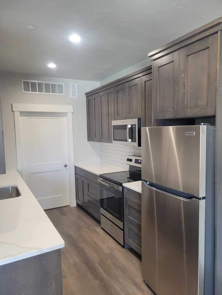 3607 Van Buren Ave - Photo 5 of 12