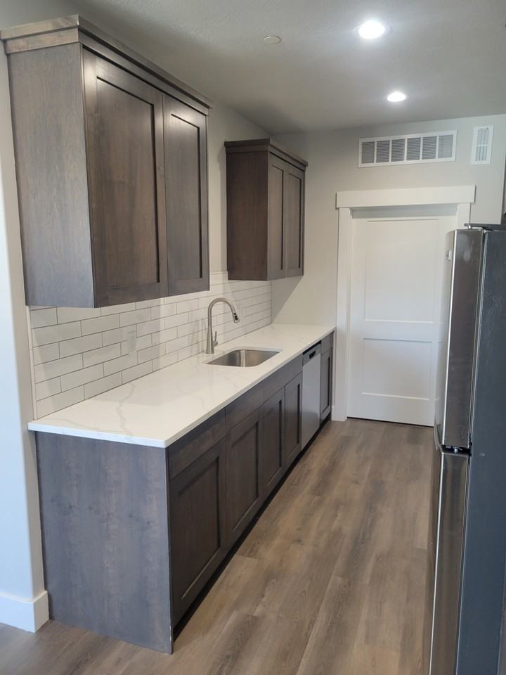 3607 Van Buren Ave - Photo 6 of 12