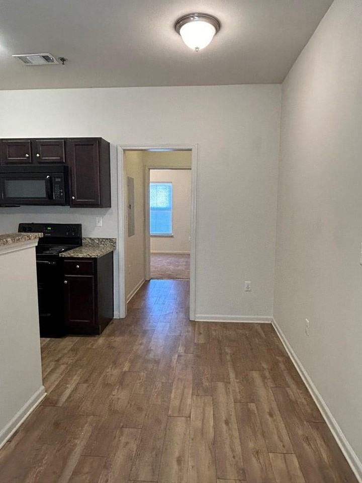 707 S Three Notch St - Photo 3 of 9