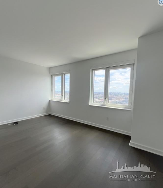Northern Blvd 3108, New York, NY 11101 Studio Apartment for Rent