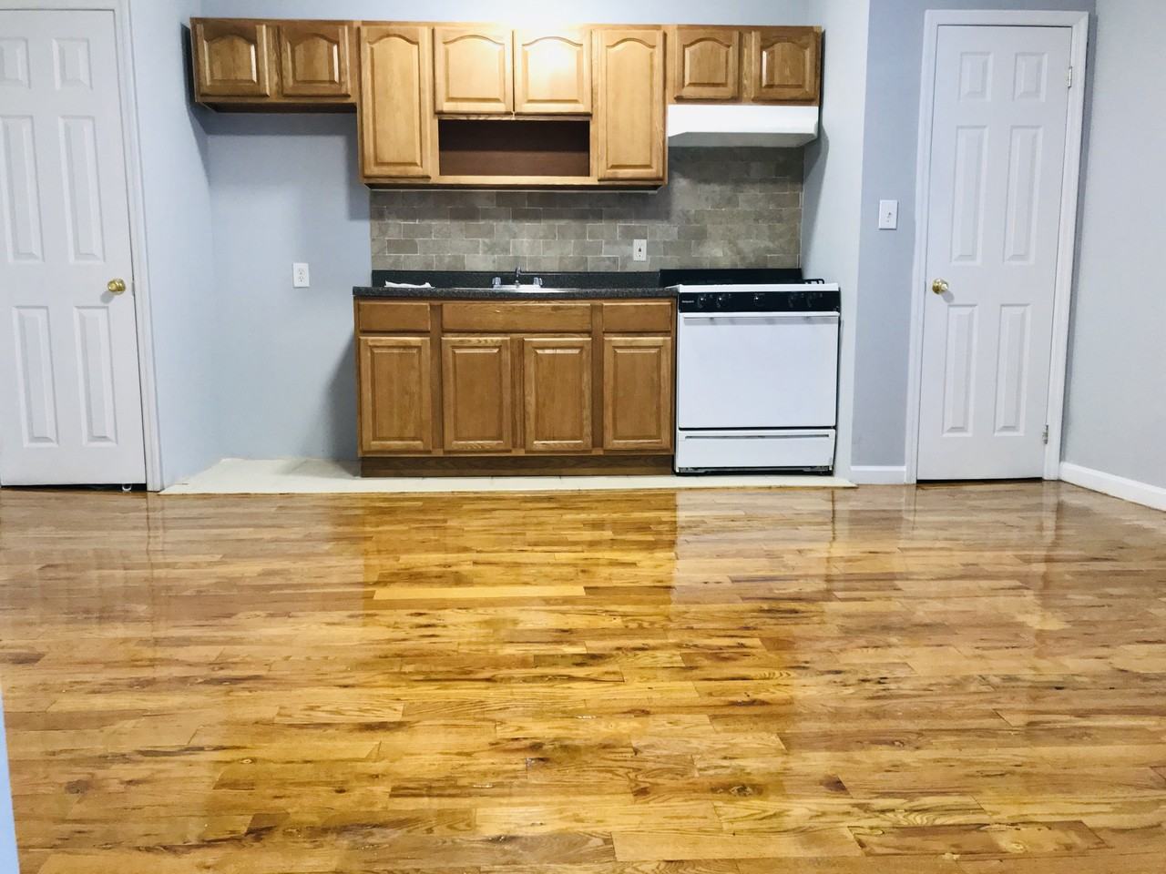 30 Rutgers Street #206 - Photo 6 of 11