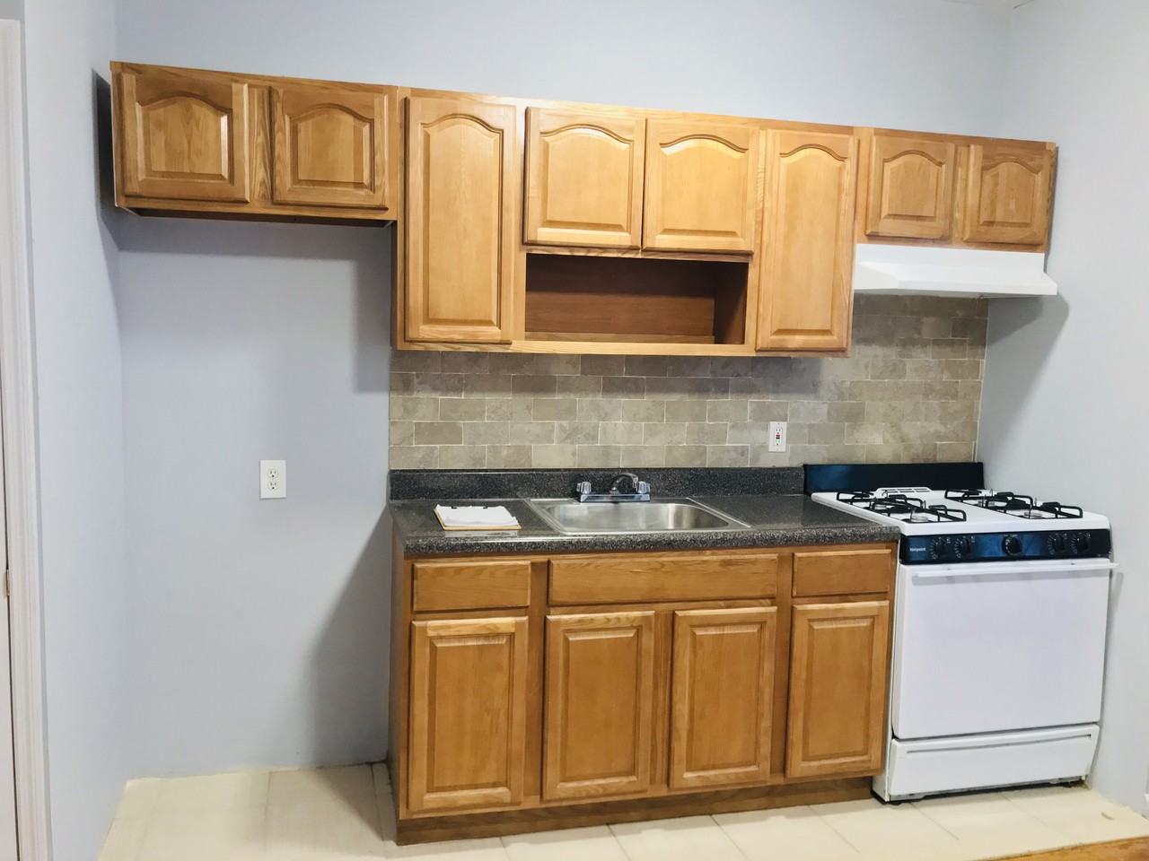 30 Rutgers Street #206 - Photo 7 of 11