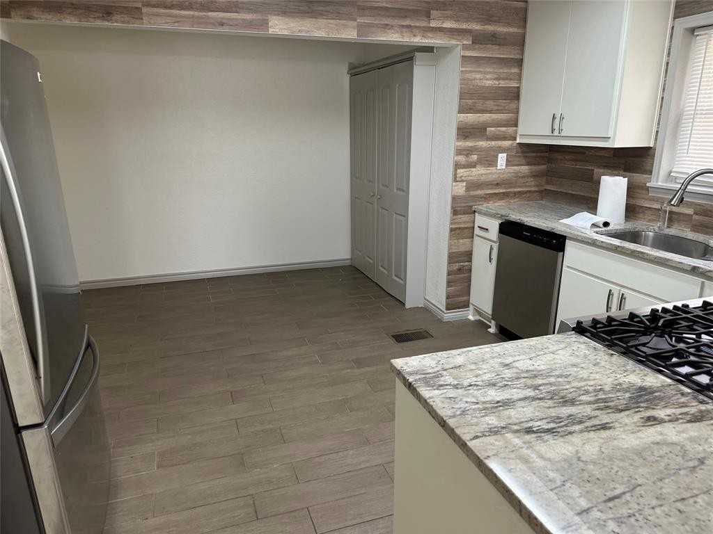 809 Cliffdale Avenue - Photo 7 of 22