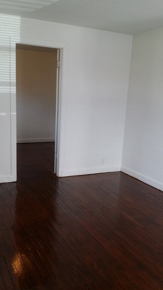 418 Warren St #2 - Photo 5 of 22