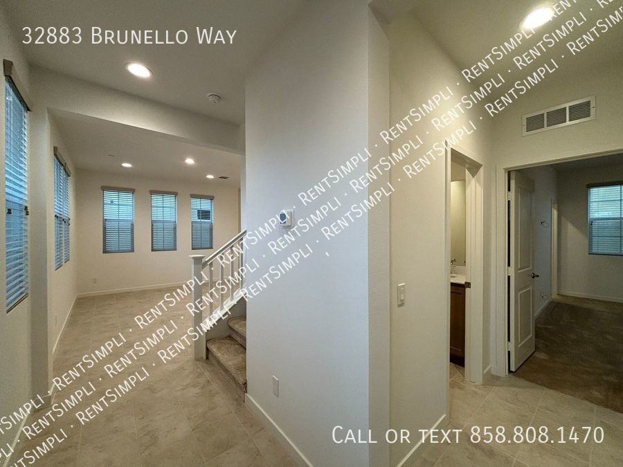 32883 Brunello Way - Photo 3 of 42