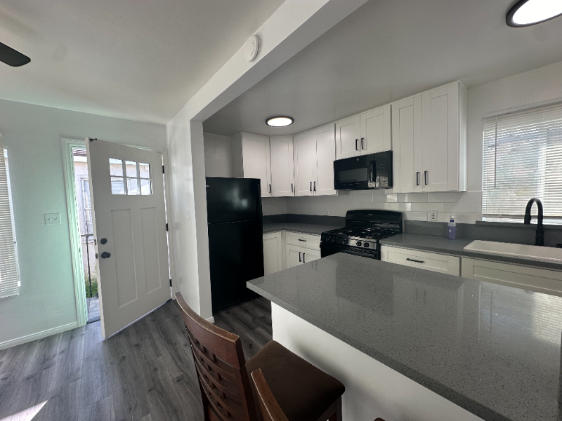 3668 Main St - Photo 2 of 8