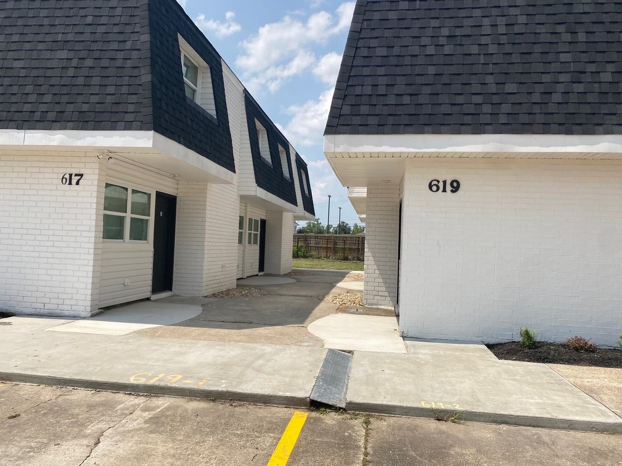 617 Cusic St #617-1 - Photo 5 of 5