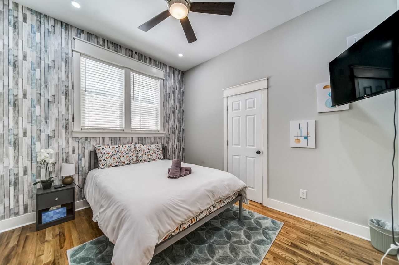 Desoto Street Northwest - Photo 5 of 6