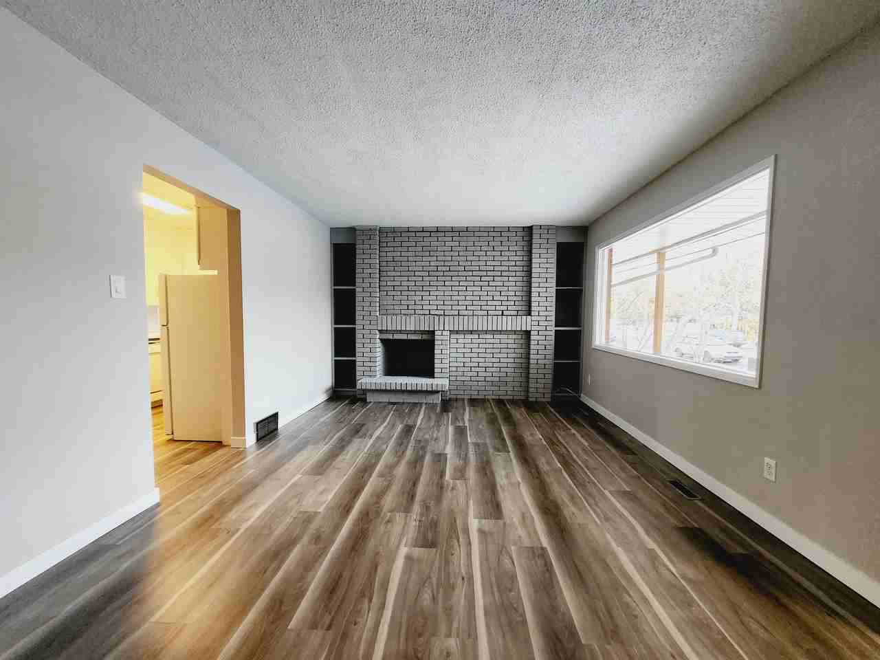 10230 150 St Nw #1 - Photo 3 of 17