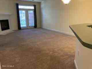 418 Avenshire Ct - Photo 3 of 11