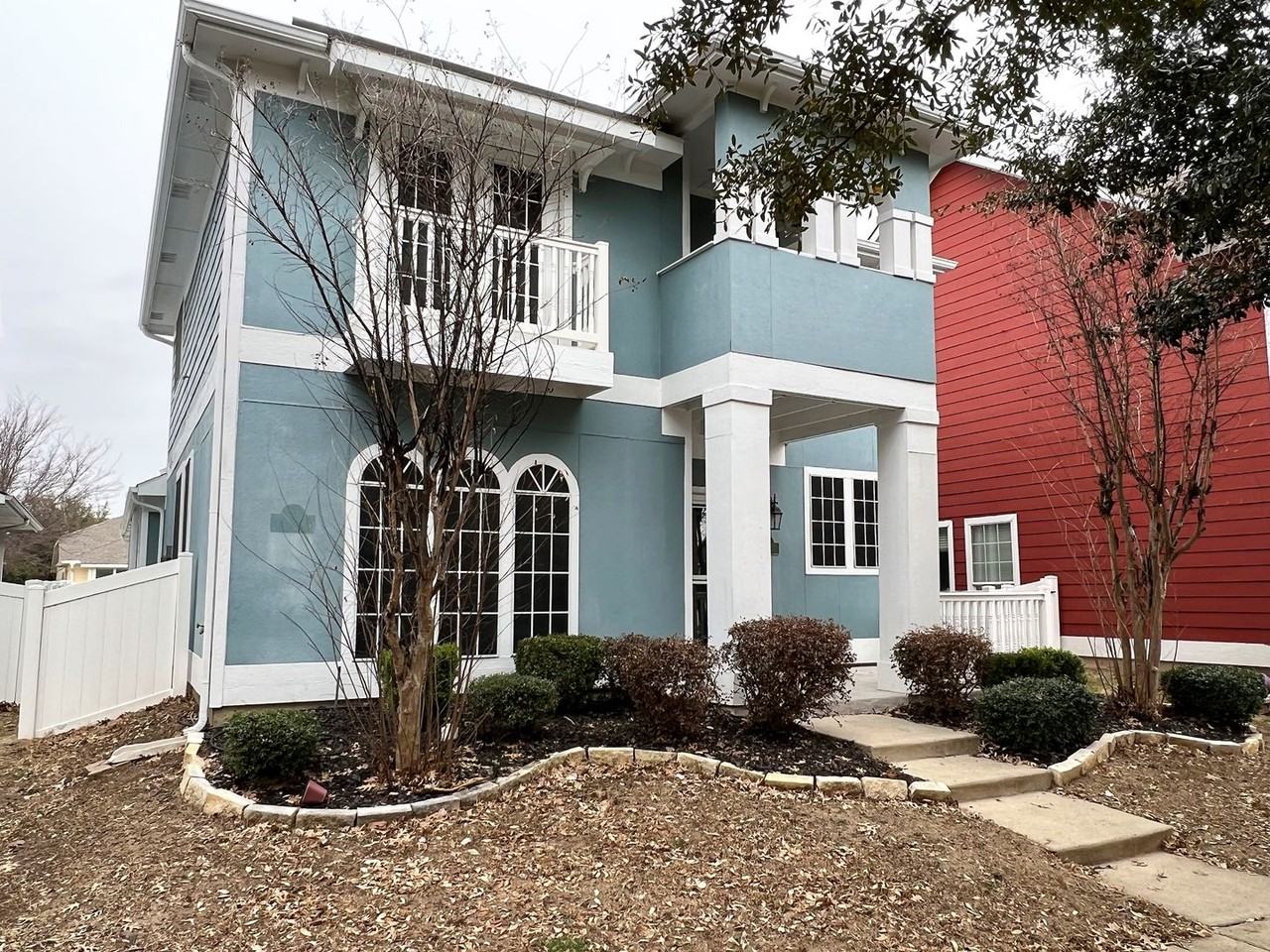 1149 King George Ln - Photo 3 of 19