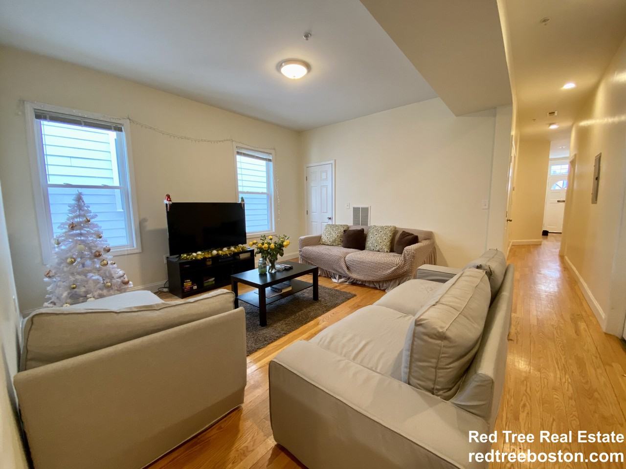 3235 Washington St #1 - Photo 4 of 30