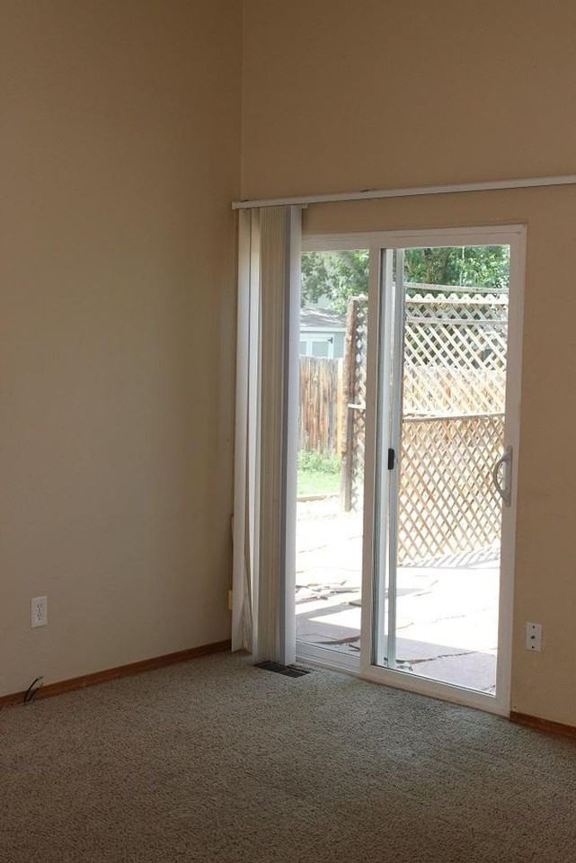 4125 Tanager St - Photo 3 of 18