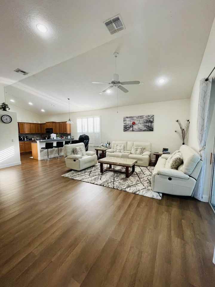 5536 Burlwood Dr #NA - Photo 2 of 12