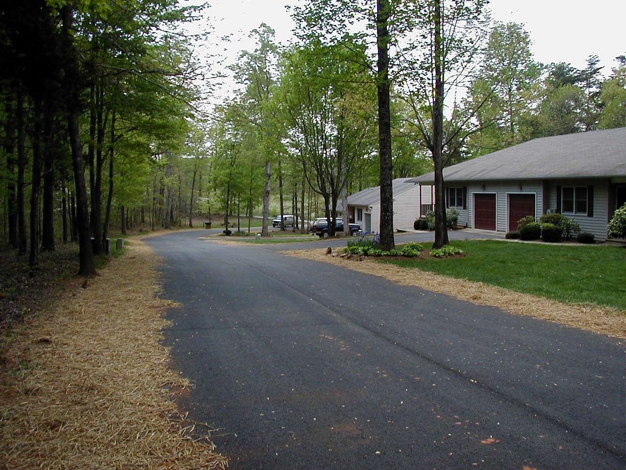 63 Poplar Court Ln #63 - Photo 3 of 15