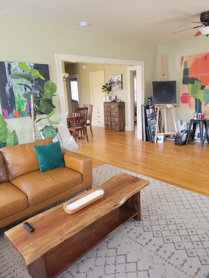 562 28th St #2ndFL - Photo 4 of 10