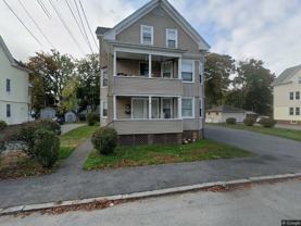 Apartments for Rent In Cranston, RI - Find Condos & Other Rentals