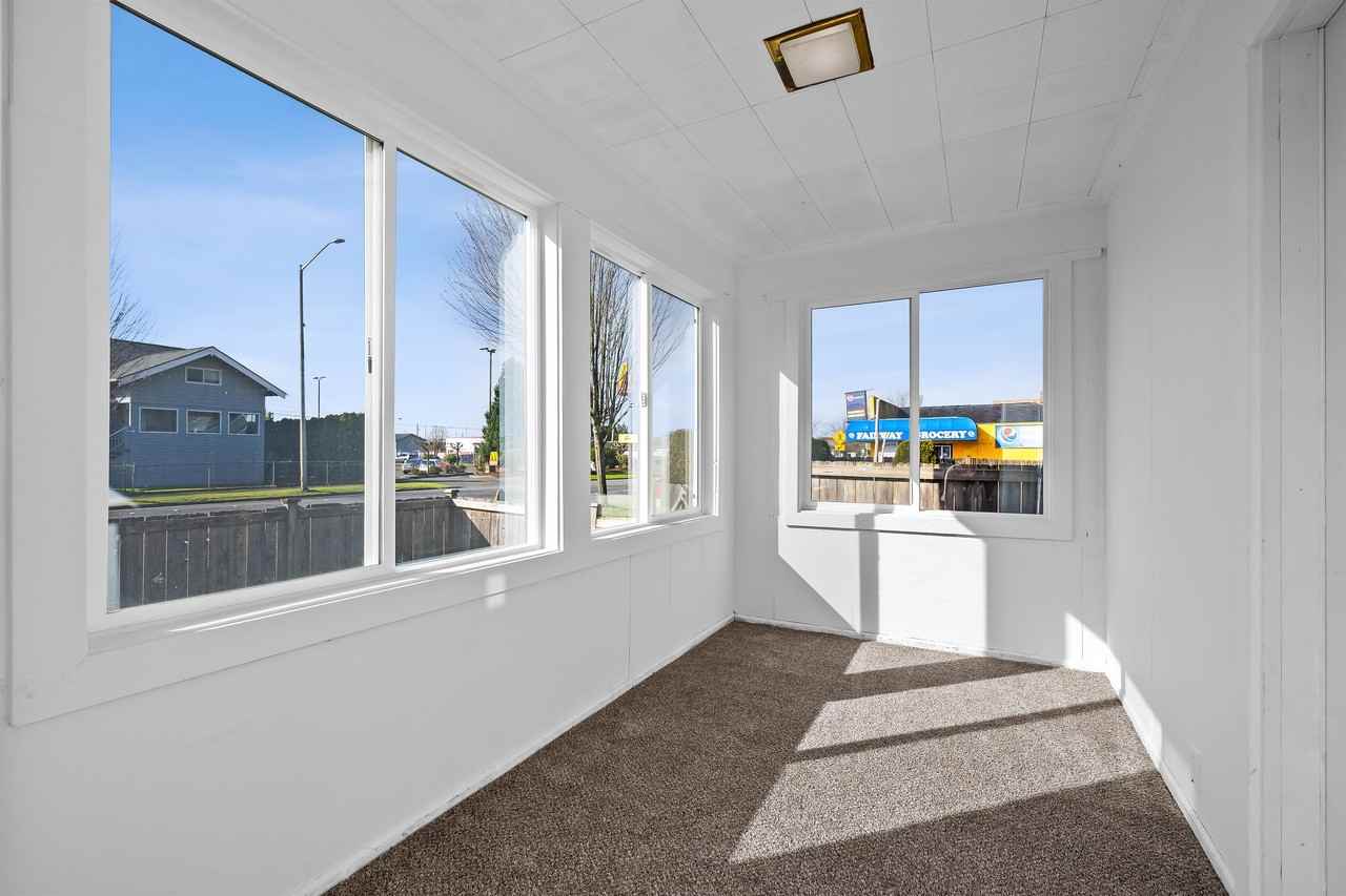 2515 Sumner Ave #1 - Photo 3 of 26