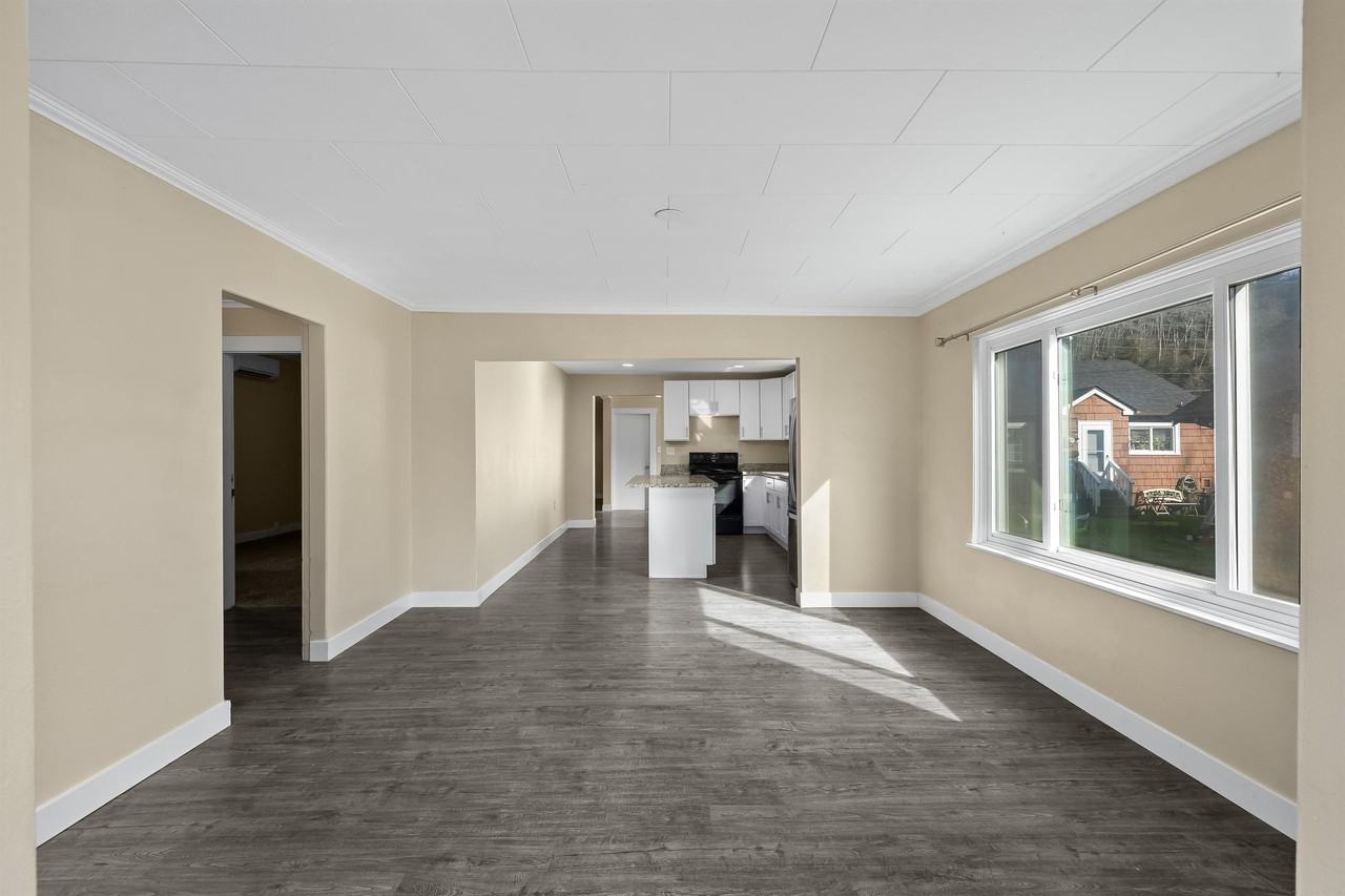 2515 Sumner Ave #1 - Photo 6 of 26