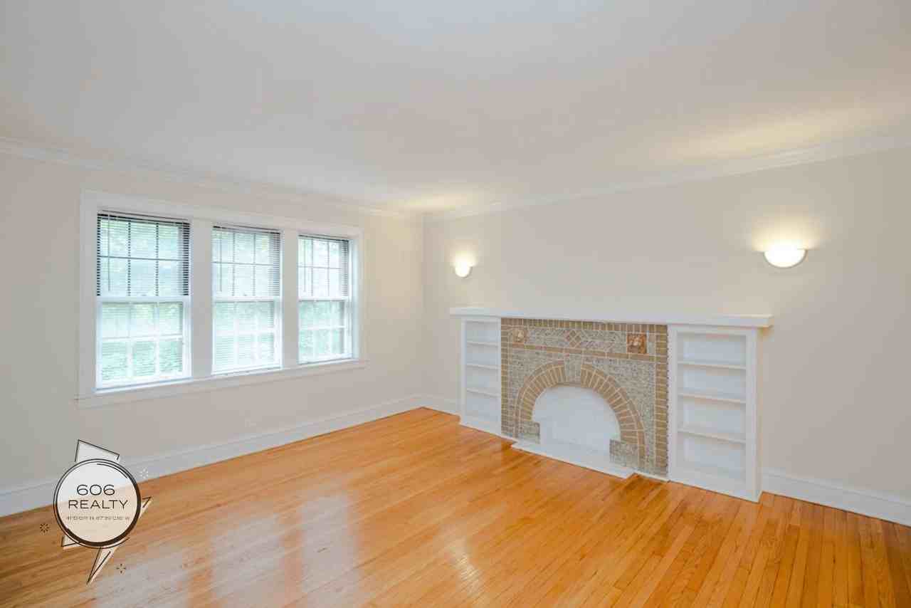 Updated Berwyn Unit with Heat Included! - Photo 2 of 9