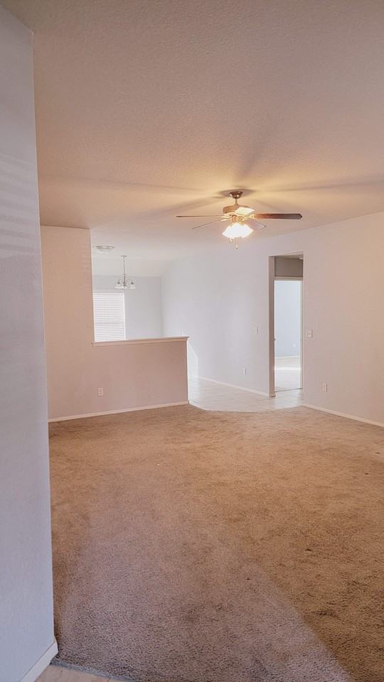 904 Sw Green World St #NA - Photo 3 of 10