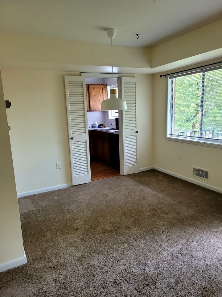 10684 Weymouth St #101 - Photo 3 of 3