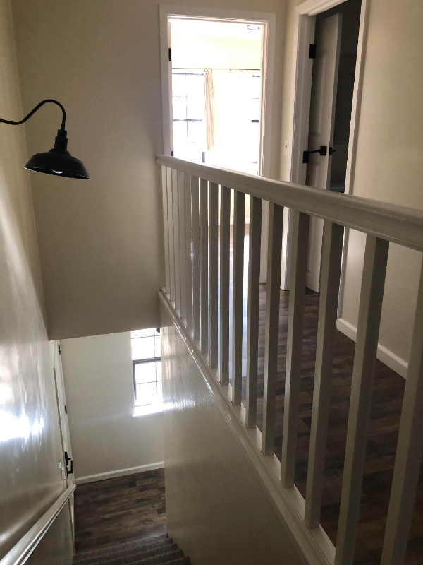 204 E Hinckley St #B - Photo 6 of 11