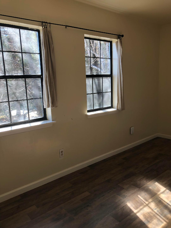 204 E Hinckley St #B - Photo 7 of 11