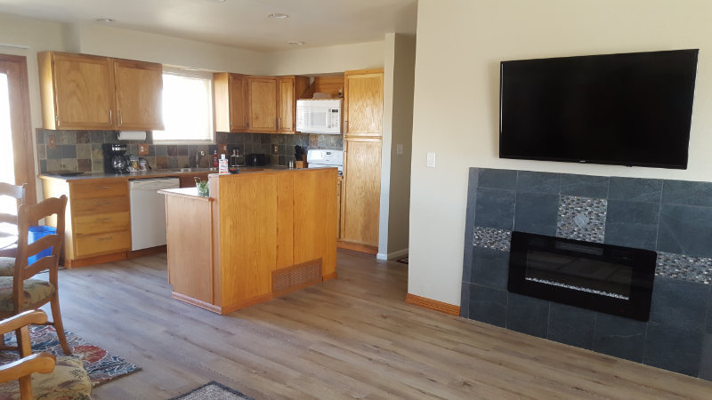 3300 N Overland Trl #1 - Photo 3 of 15